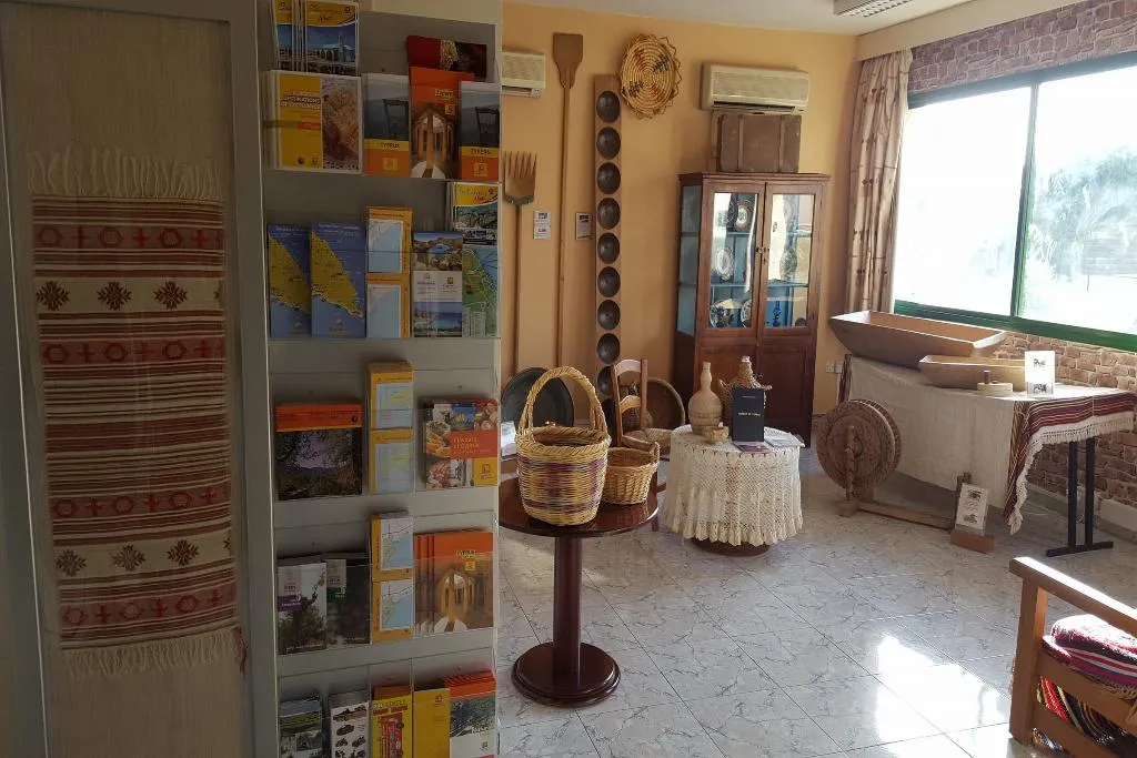 Lobby, Mandalena Hotel Apts, Cyprus