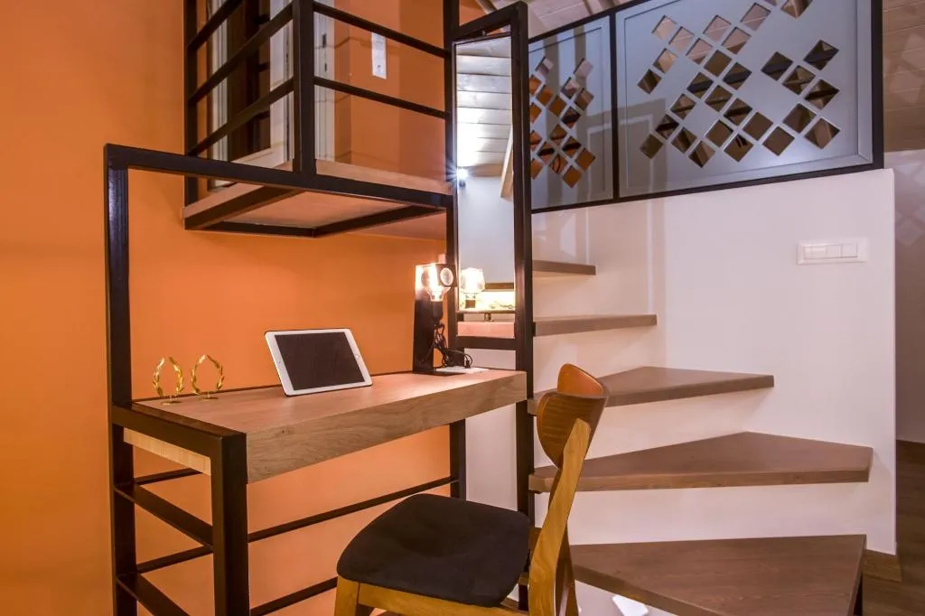 Room, 1924Suites, Crete