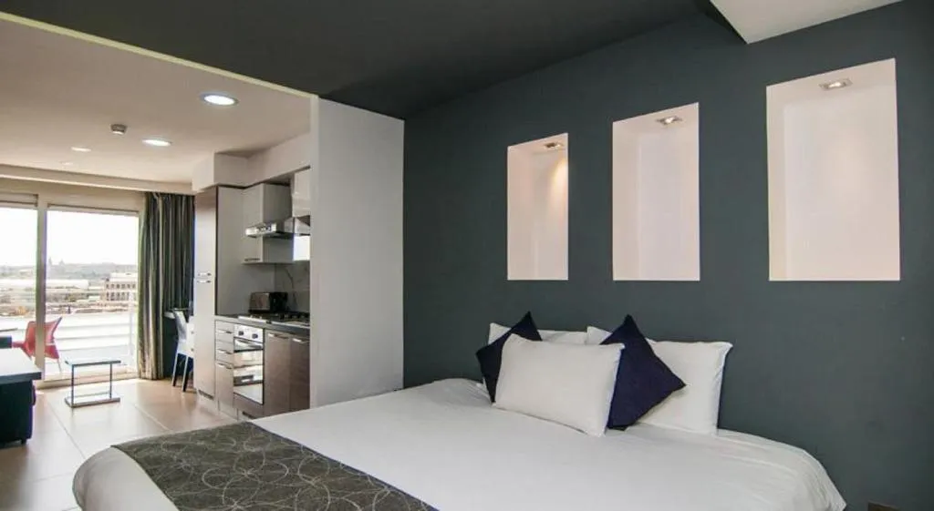 Room, Pebbles Boutique Aparthotel, Malta