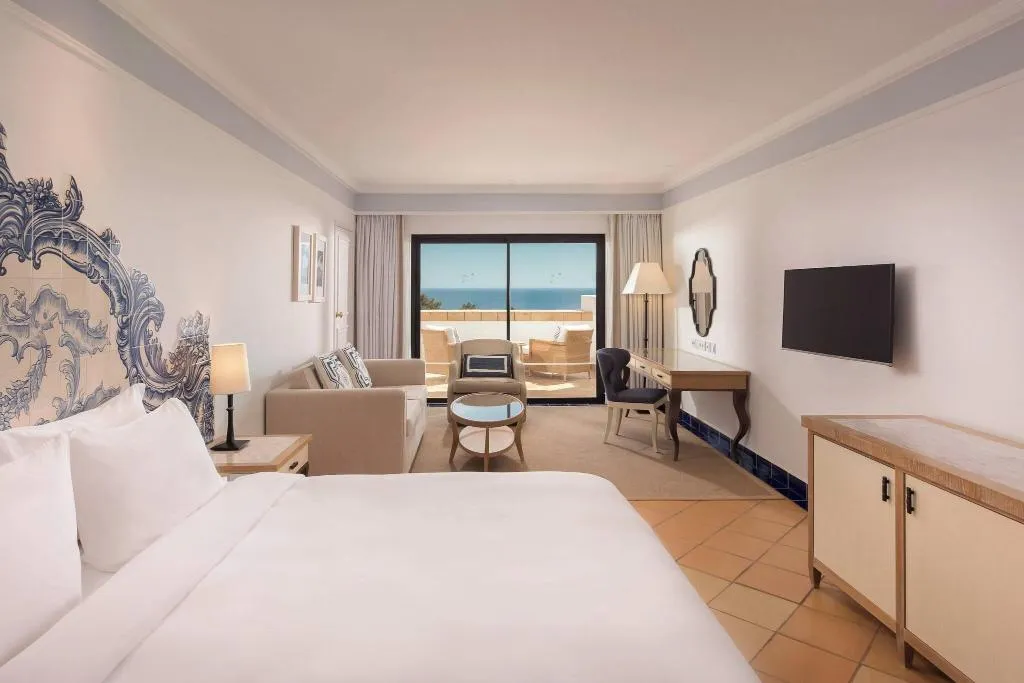 DOUBLE GRAND WITH VIEWS Room, Pine Cliffs Resort, Algarve