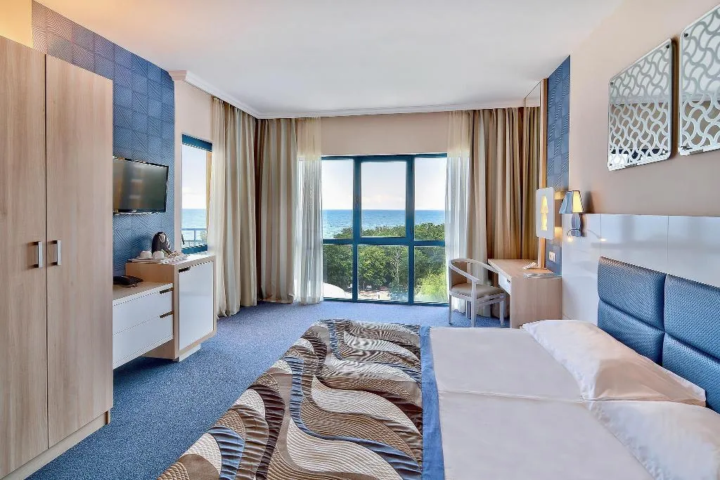 FAMILY ROOM SEA VIEW Room, Grifid Hotel Arabella, Varna