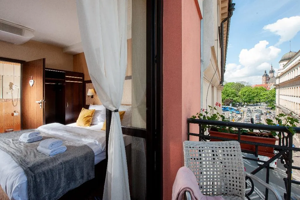 Double or Twin STANDARD Room, Hotel Wielopole, Krakow