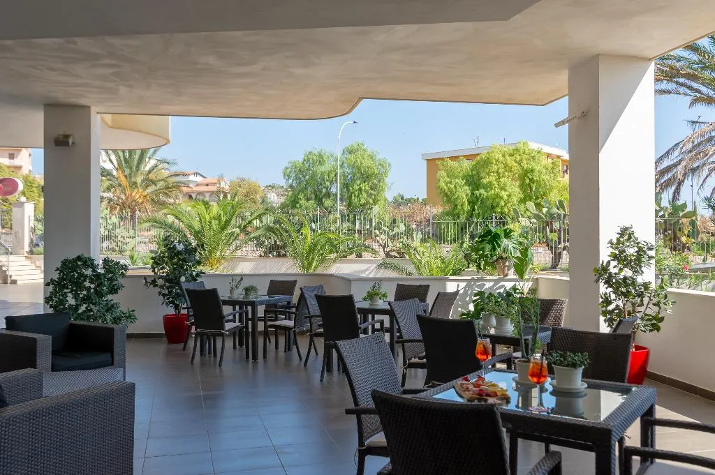 Terrace, Grand Hotel Sofia, Catania