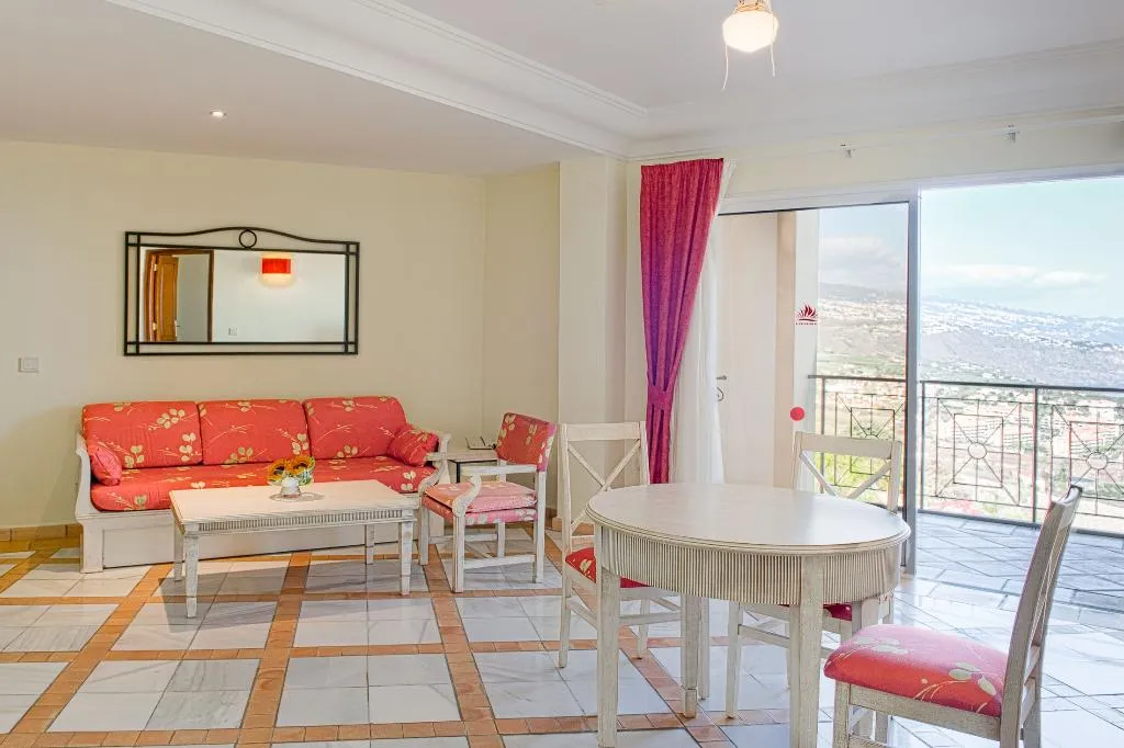 SUITE SEA VIEW TWO BEDROOMS Room, Las Aguilas Tenerife Affiliated By Melia, Tenerife