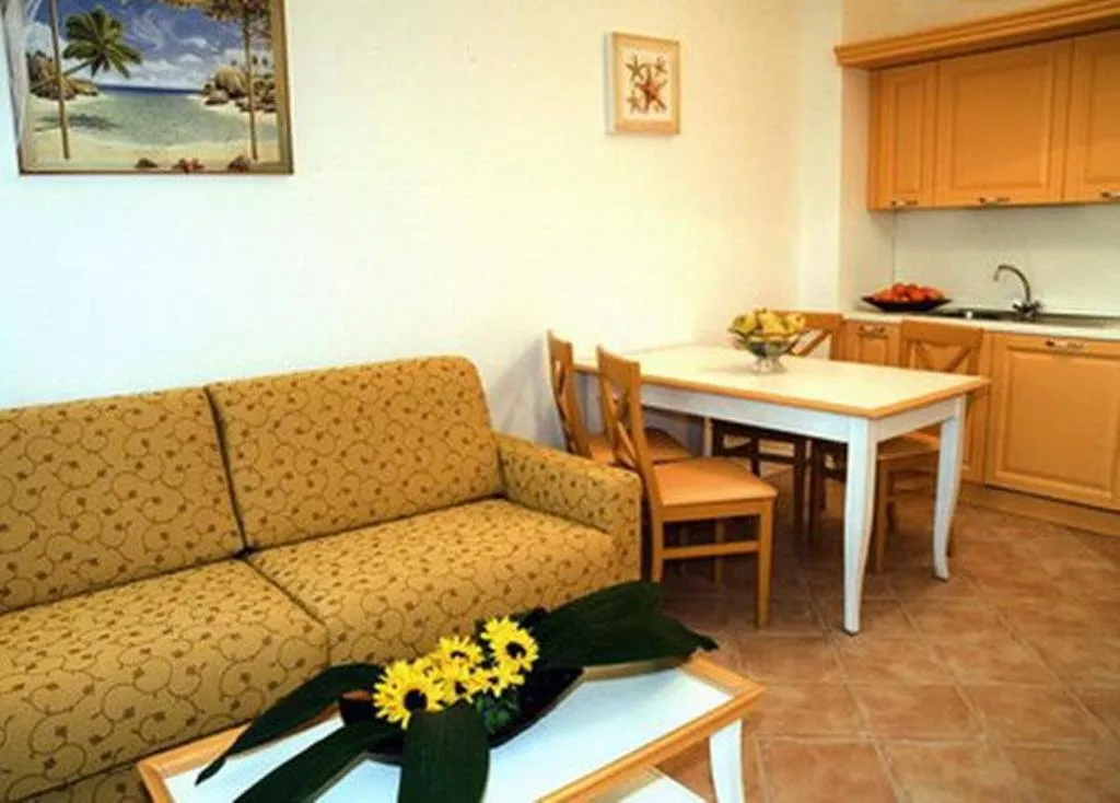APARTMENT CAPACITY 1 Room, Residence dei Margi, Catania