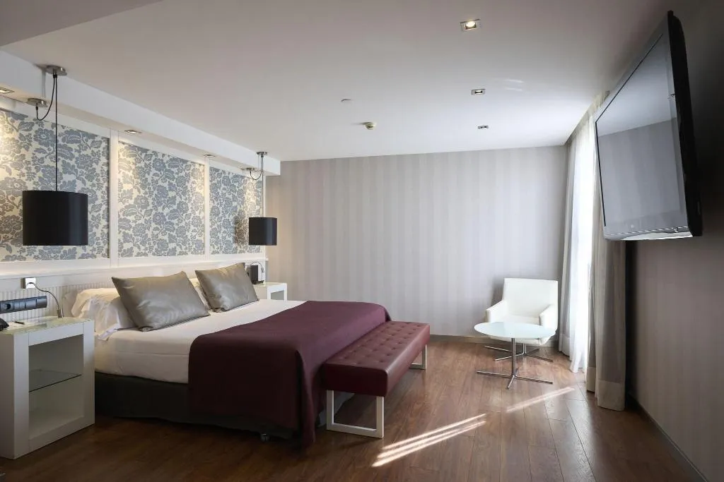 SUITE KING SIZE BED Room, Catalonia Catedral, Barcelona