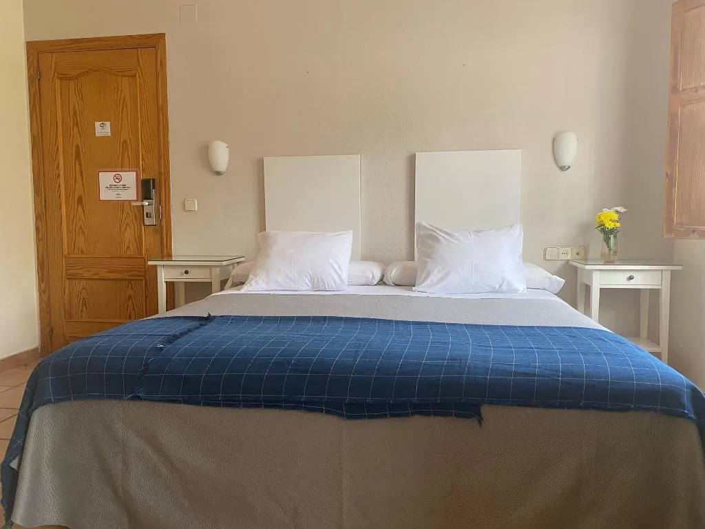 DOUBLE SUPERIOR Room, Moscatel Hostal, Costa Del Sol
