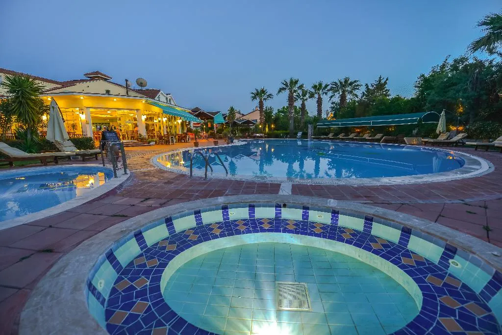 Pool, Rebin Beach, Dalaman