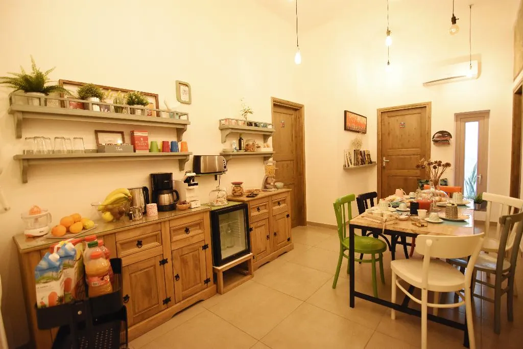 Bar, B&B Crianza, Naples