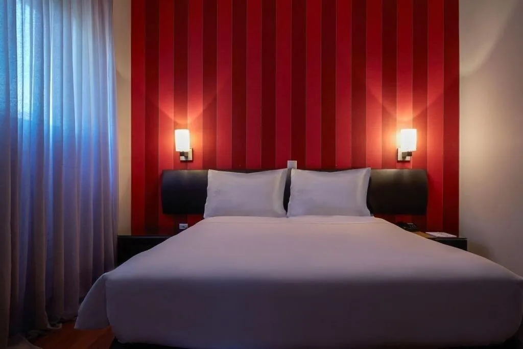 Room, Athens Habitat, Athens