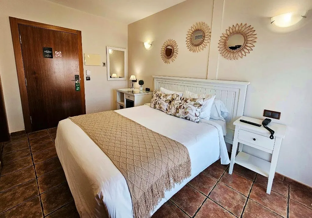 DOUBLE WITH DOUBLE BED Room, Medina de Toledo, Madrid