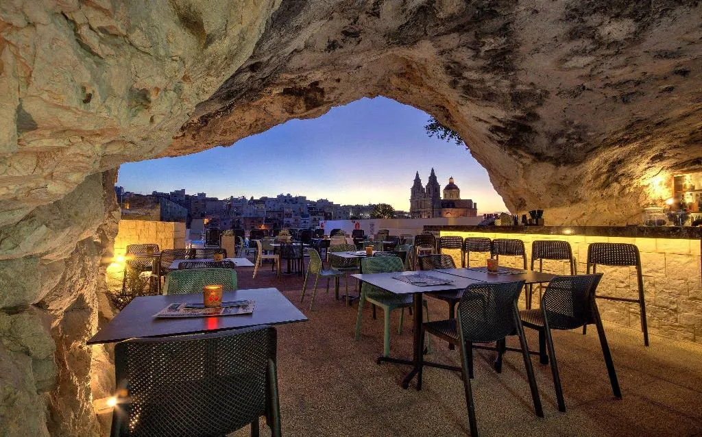 Bar, Pergola Hotel & Spa, Malta