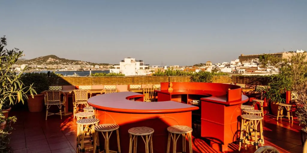 Sports and Entertainment, Montesol Experimental, Ibiza