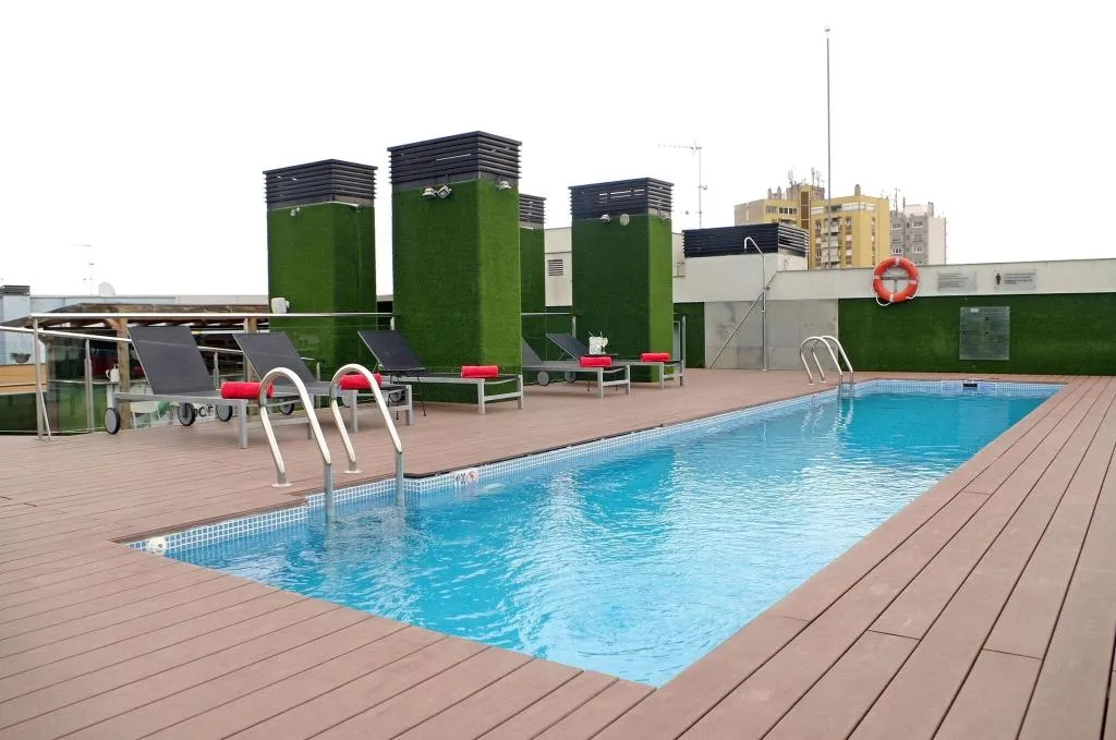 Pool, Double Tree by Hilton Girona, Costa Brava