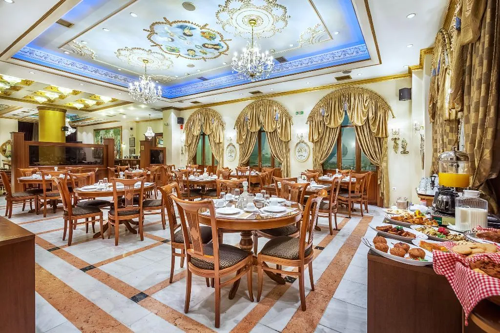 Restaurant, Imperial Palace | Classical Hotel Thessaloniki, Halkidiki