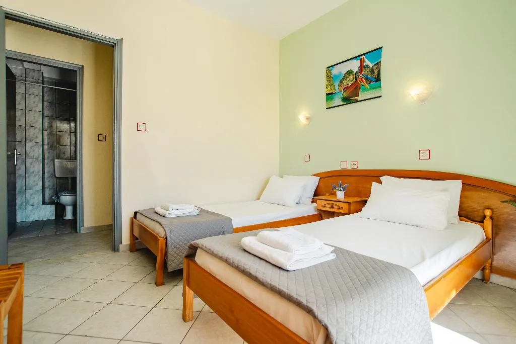 FAMILY ROOM COMFORT Room, Solena Studios Kavos, Corfu