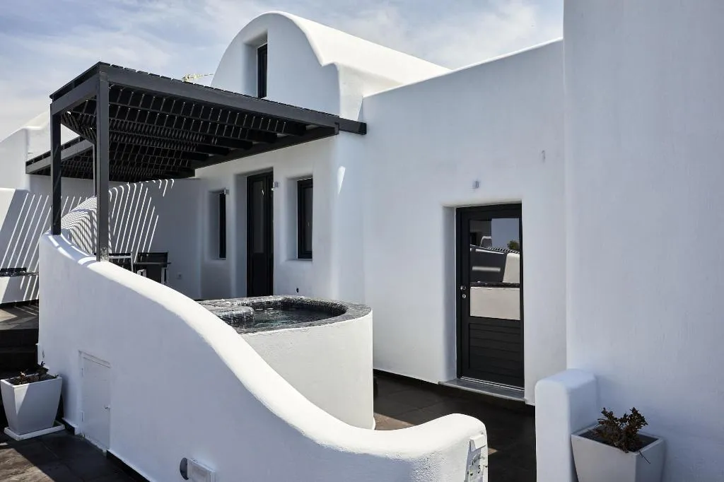 Room, Oia Suites, Santorini