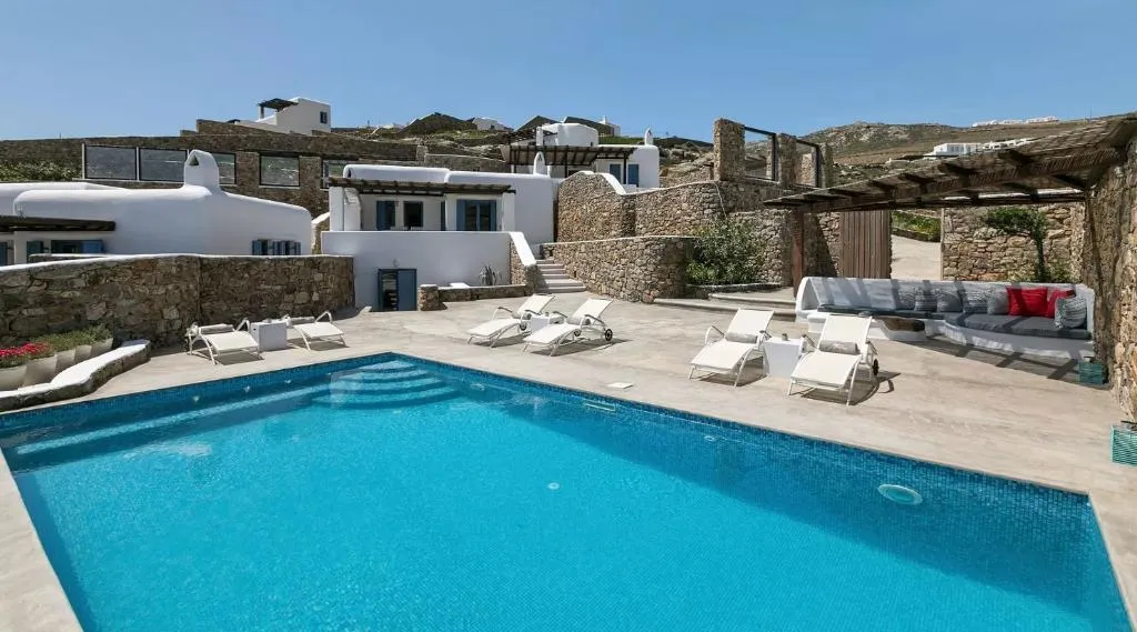 VILLA THREE BEDROOMS WITH PRIVATE POOL Room, Mykonos Panormos Villas, Mykonos