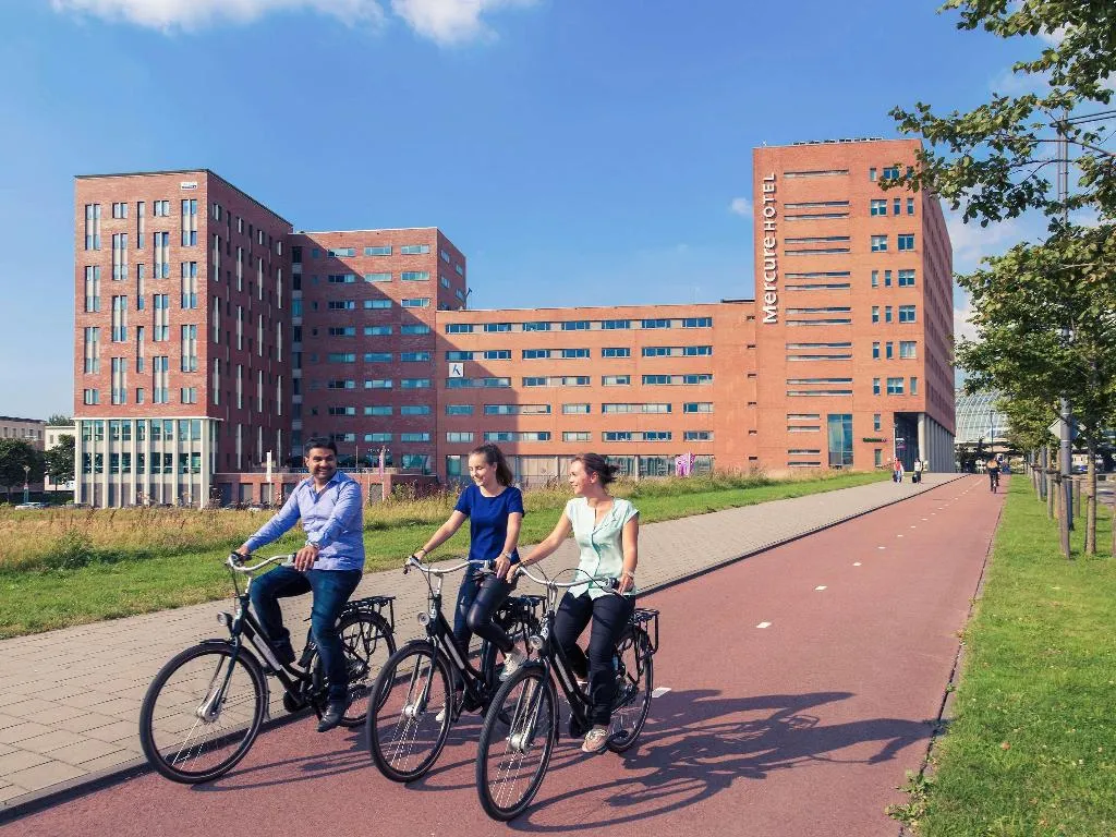 Sports and Entertainment, Mercure Hotel Amsterdam Sloterdijk Station, Amsterdam