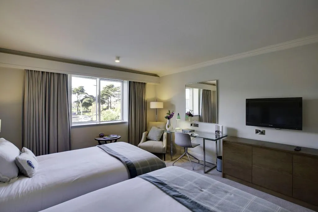 TWIN GARDEN VIEW Room, Portmarnock Hotel and Golf Links, Dublin