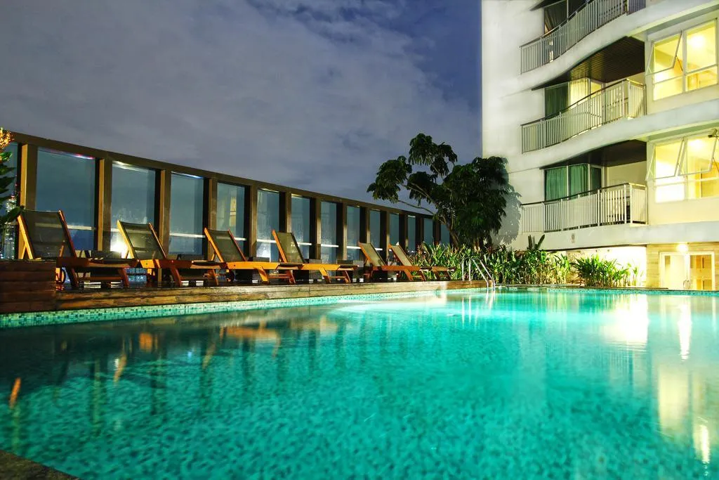 General view, Urbana Langsuan (formerly Fraser Place Langsuan), Bangkok