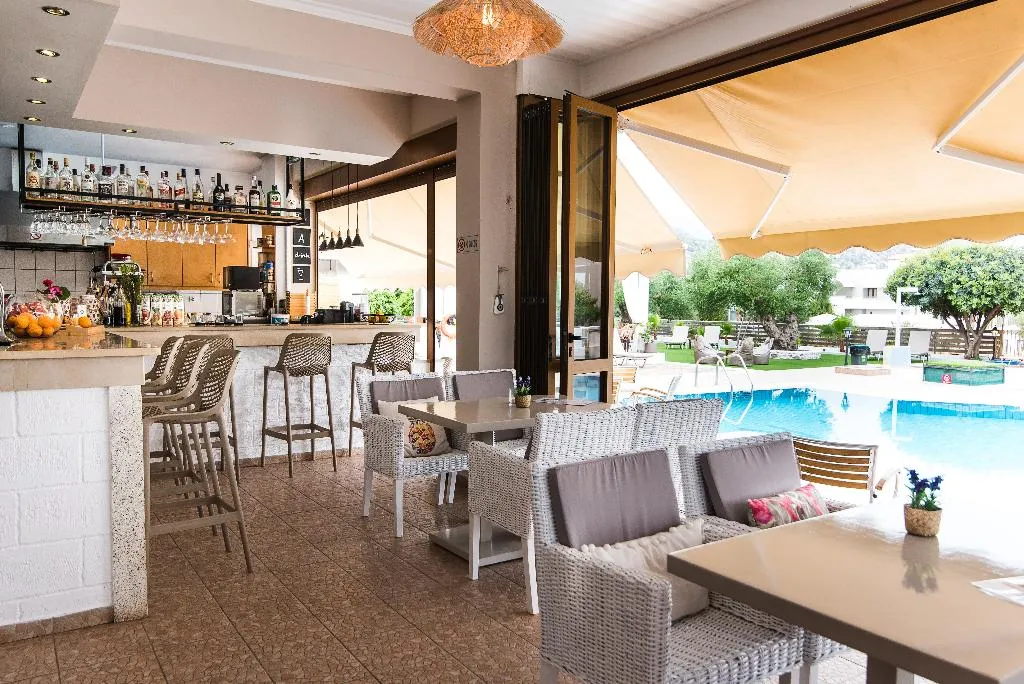 Bar, Newcastle Studios, Crete