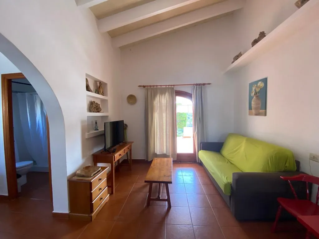 VILLA TWO BEDROOMS WITH TERRACE Room, Es Brucs, Menorca