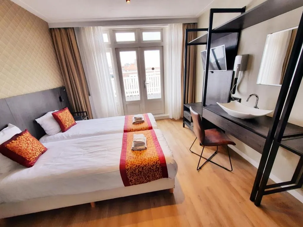 General view, Hotel Washington, Amsterdam