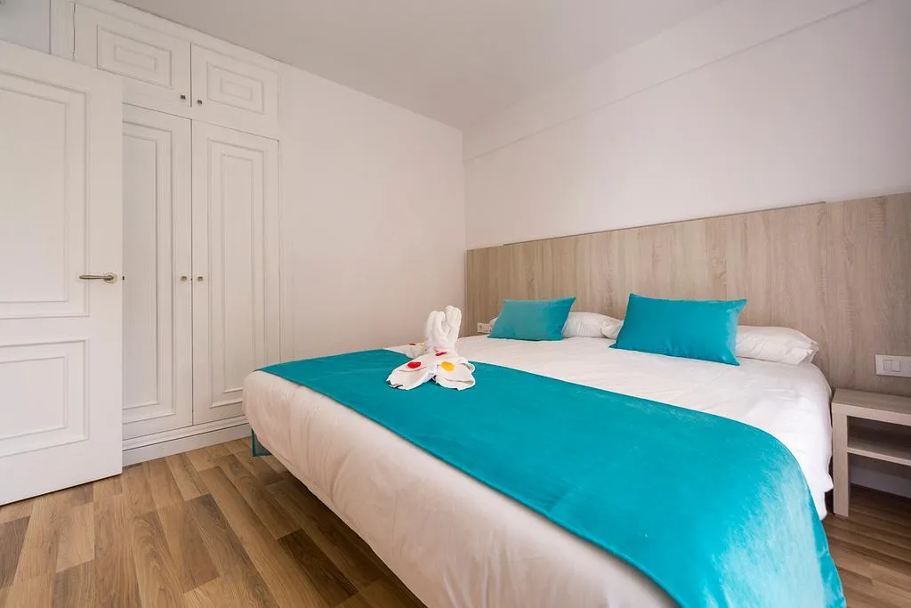 APARTMENT TWO BEDROOMS Room, Comitas Floramar, Menorca
