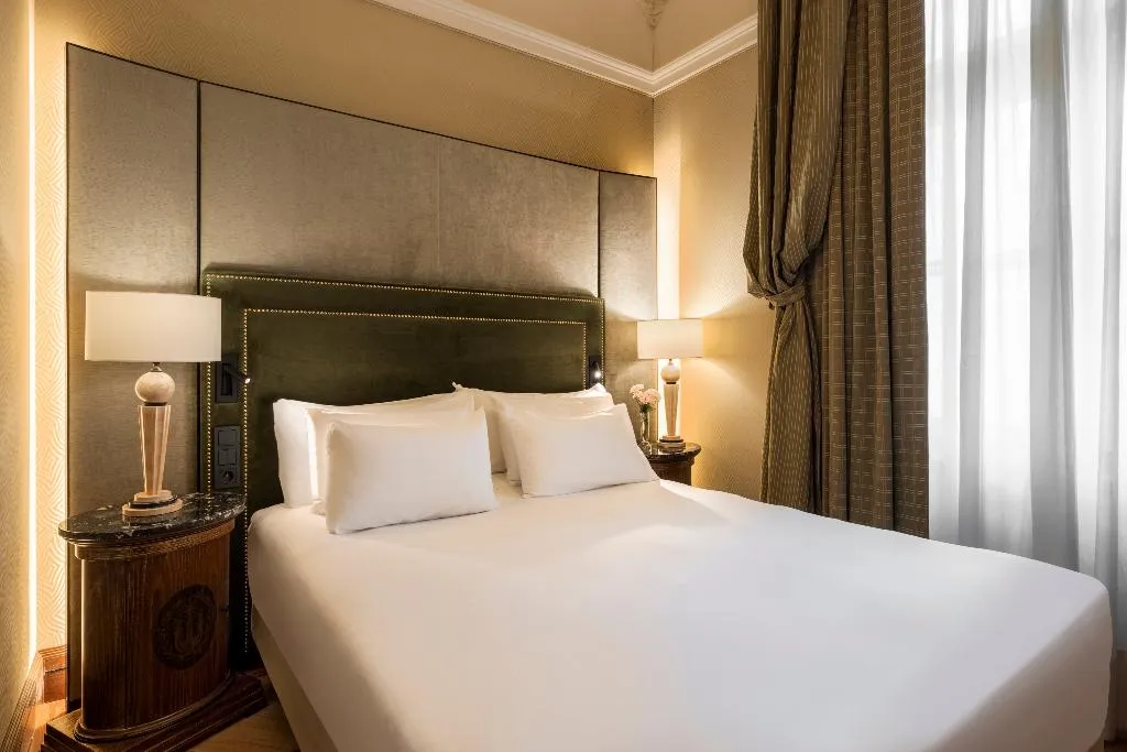 DOUBLE PREMIUM Room, NH Collection Prague Carlo IV, Prague