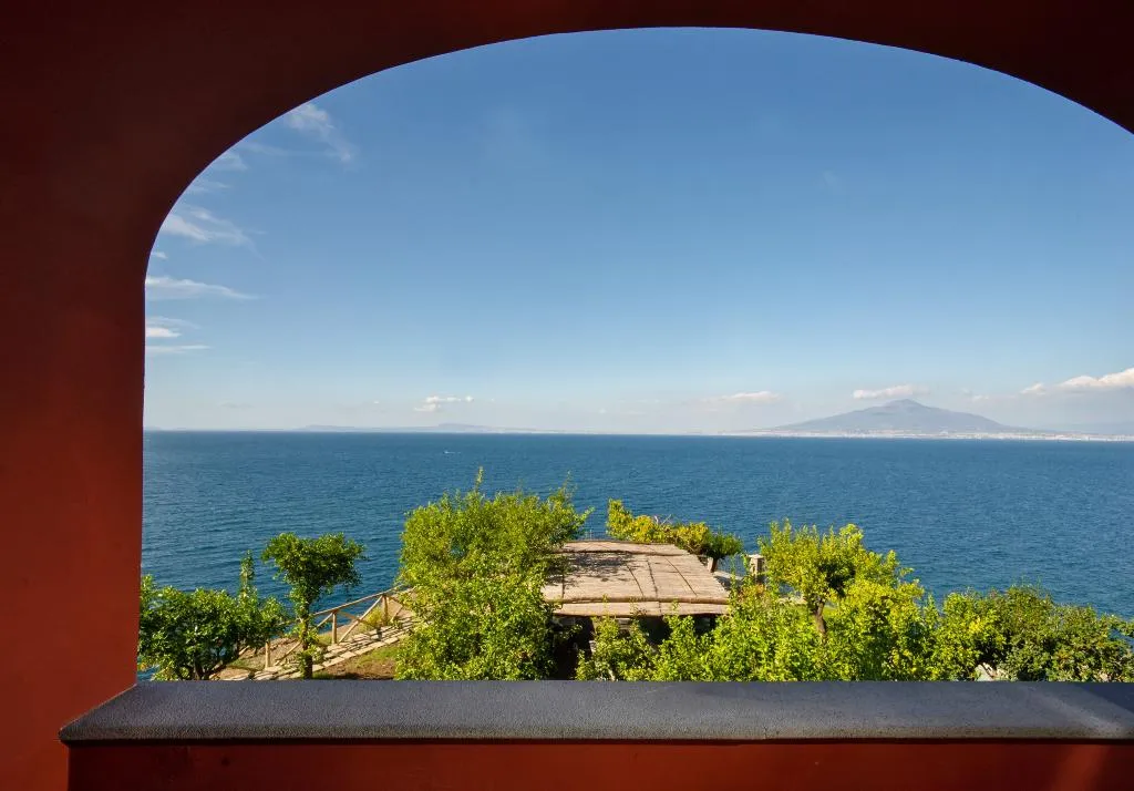 JUNIOR SUITE SEA VIEW Room, Lorelei Londres, Naples