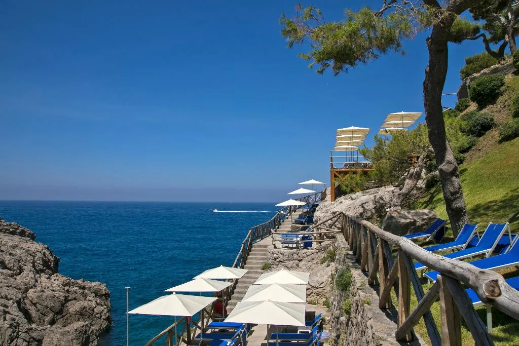 Beach, Delfino, Naples