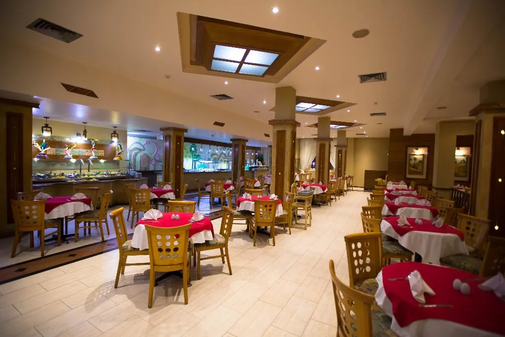 Restaurant, Le Pacha Resort, Red Sea Riviera