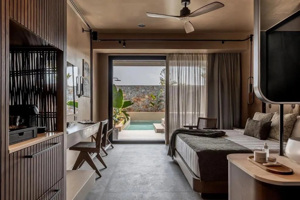 DOUBLE DELUXE WITH PRIVATE POOL Room, Pnoe Breathing Life, Crete