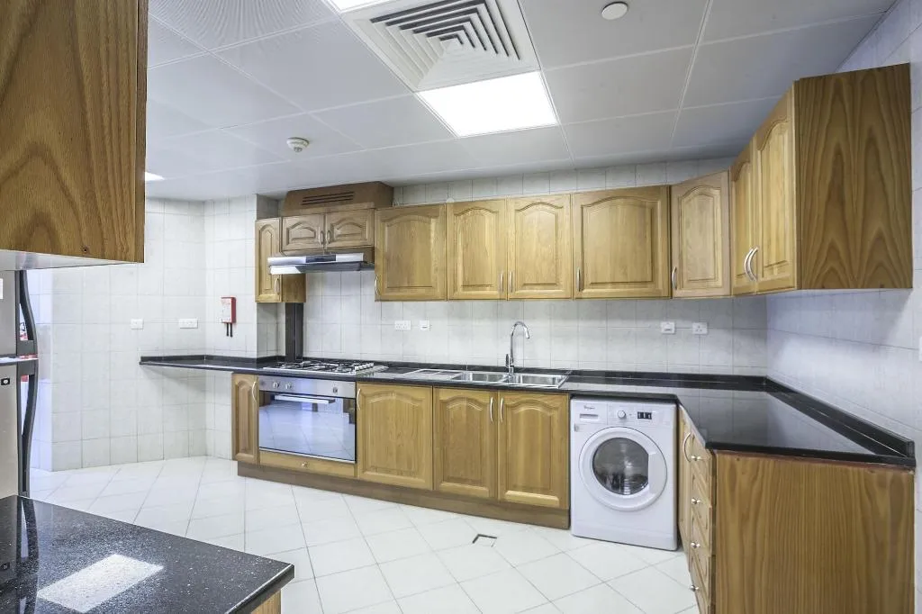 Room, Roda Al Murooj Residences, Dubai