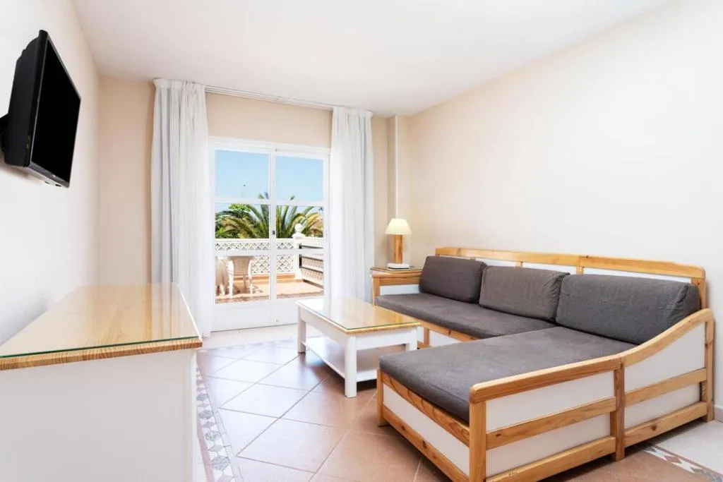APARTMENT WITH BALCONY Room, El Duque, Tenerife