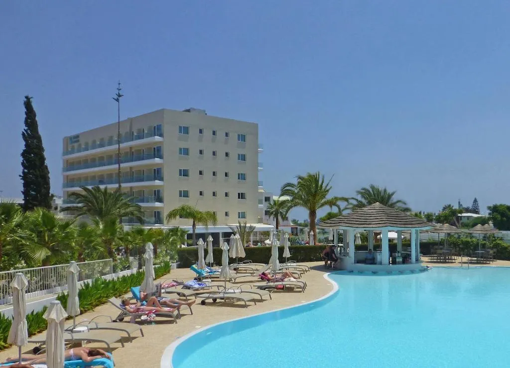Sports and Entertainment, Sunrise Gardens Aparthotel, Cyprus