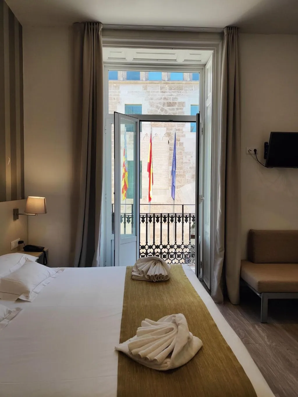 DOUBLE CLASSIC CITY VIEW Room, San Lorenzo Boutique Hotel, Valencia