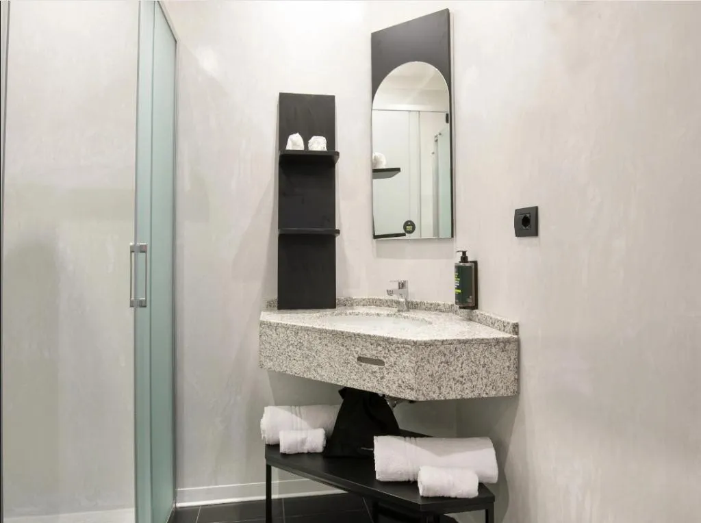 DOUBLE SUPERIOR Room, B&B Hotel Latina, Rome