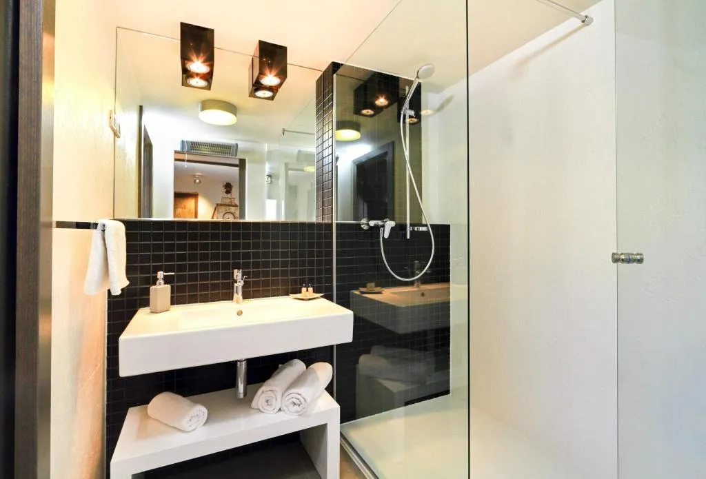 Double or Twin SUPERIOR CITY VIEW Room, La Porta Luxury Rooms, Split