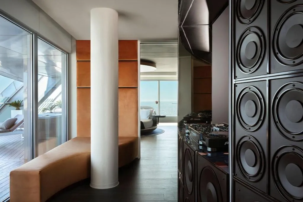 SUITE Presidential Room, W Barcelona, Barcelona
