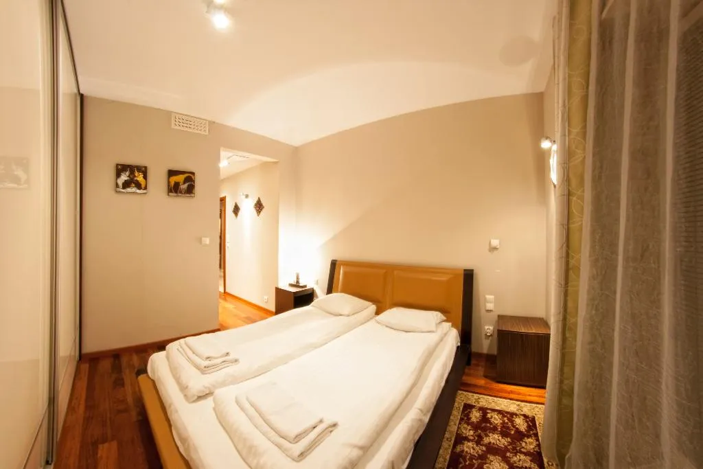 APARTMENT TWO BEDROOMS WITH TERRACE Room, Yourplace Biskupia Apartments, Krakow