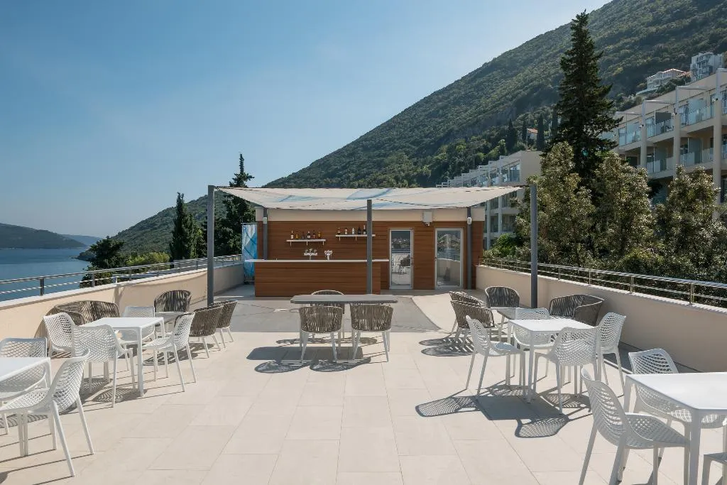 Bar, Iberostar Waves Herceg Novi, Podgorica/Titograd