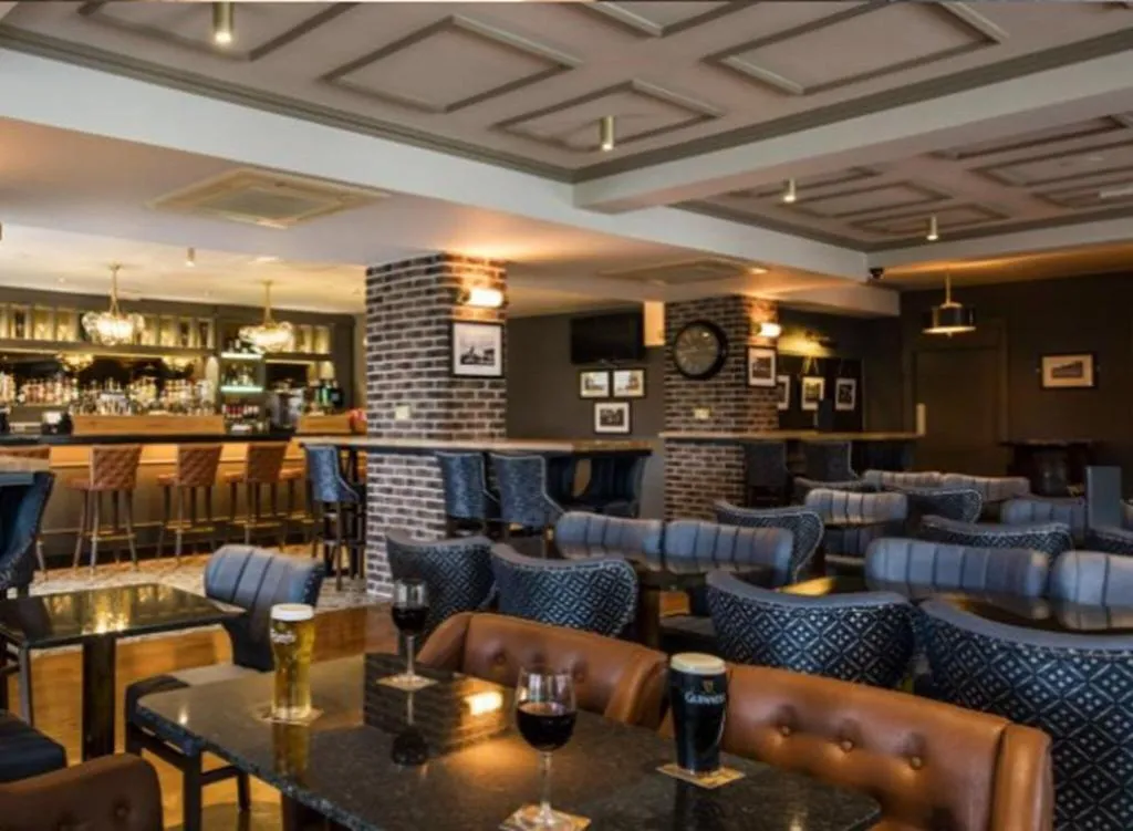 Restaurant, Sandymount Hotel, Dublin