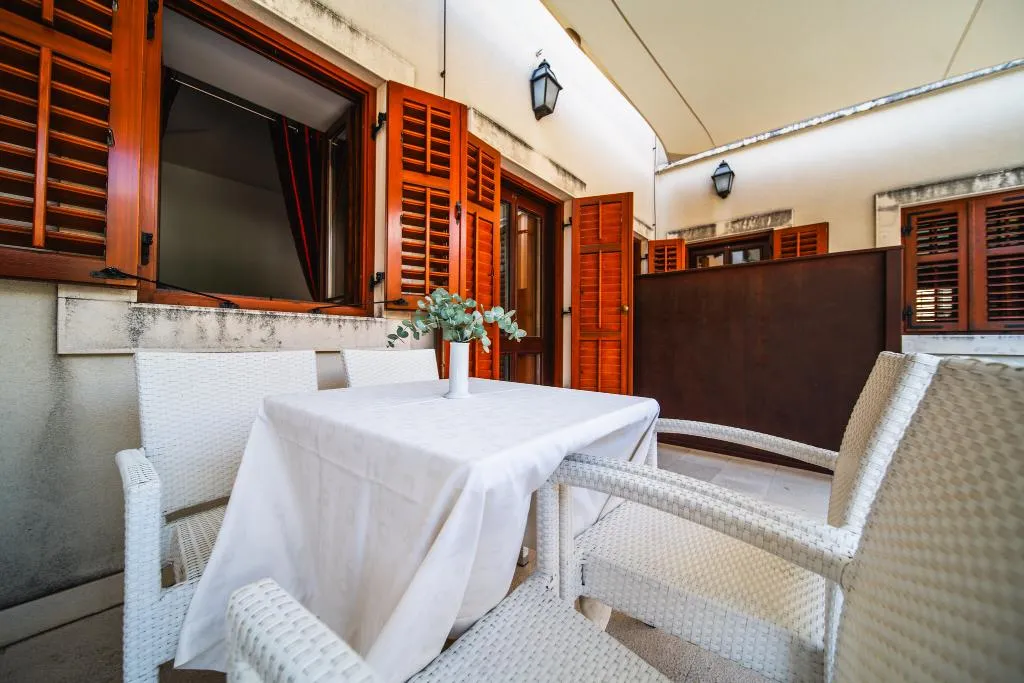 APARTMENT TWO BEDROOMS TWO BATHROOMS Room, Apartments Vila Riva, Dubrovnik