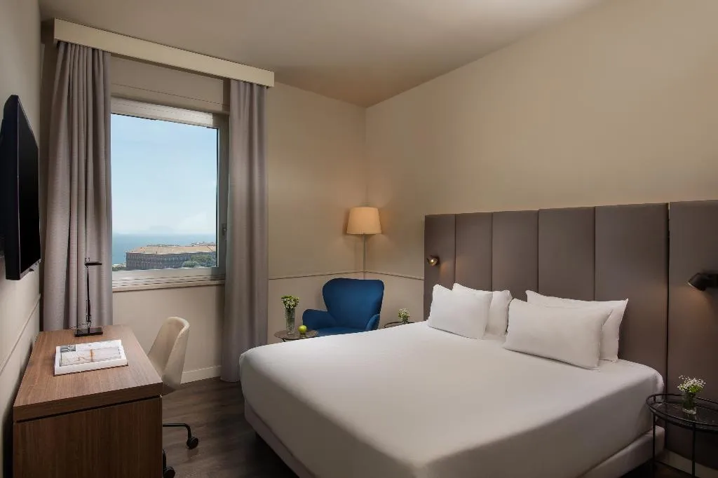 DOUBLE WITH VIEWS Room, NH Napoli Panorama, Naples