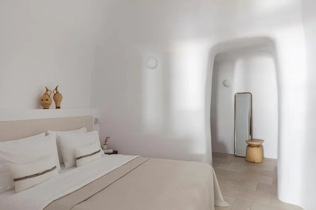SUITE GRAND Room, Canaves Ena, Santorini