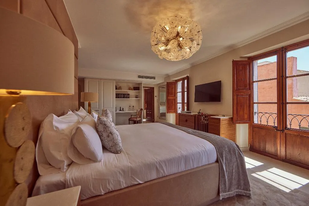 JUNIOR SUITE DELUXE Room, Palacio Can Marques by Puro, Majorca