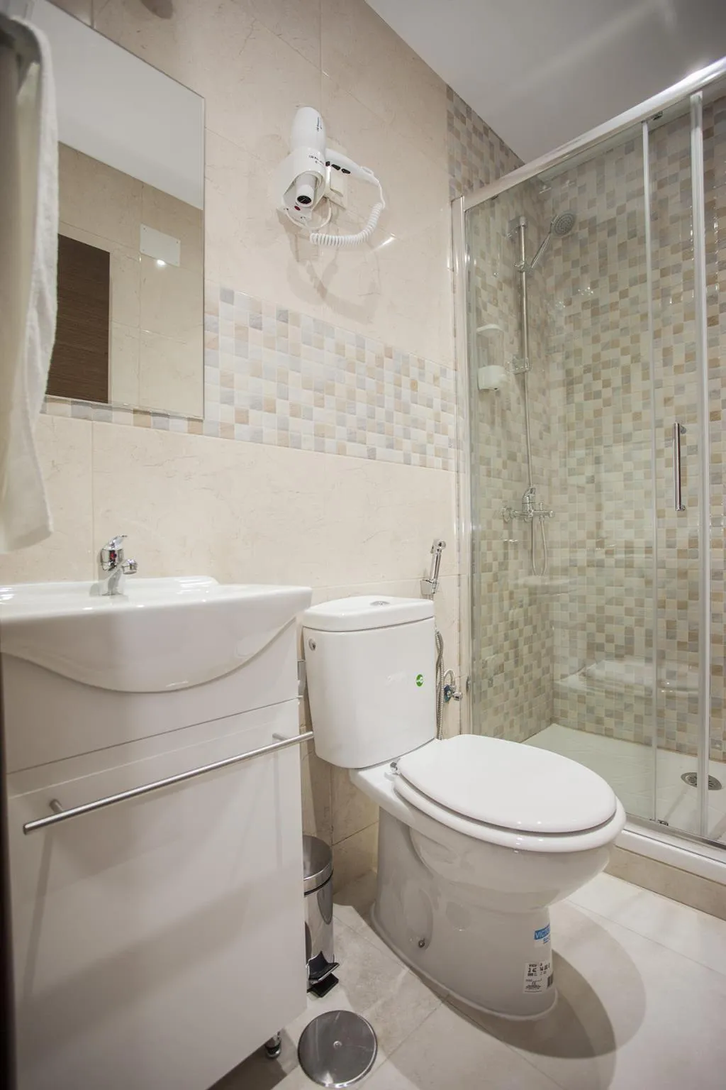 Room, Hostal Rincon De Sol, Madrid