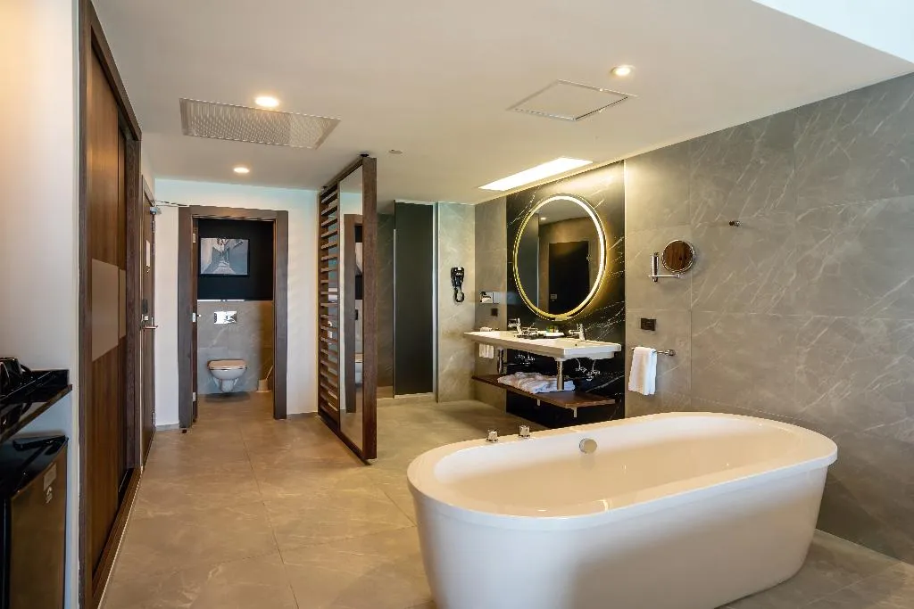 JUNIOR SUITE OCEAN VIEW Room, Riu Palace Kukulkan - Adults Only - All Inclusive, Cancun Area